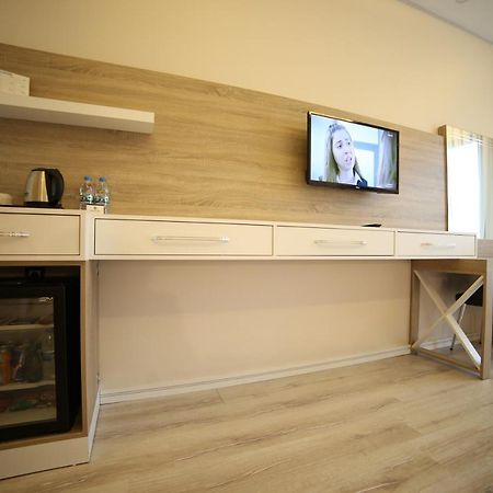Afyonkarahisar Ema Oeztuerk Thermal Hotel מראה חיצוני תמונה