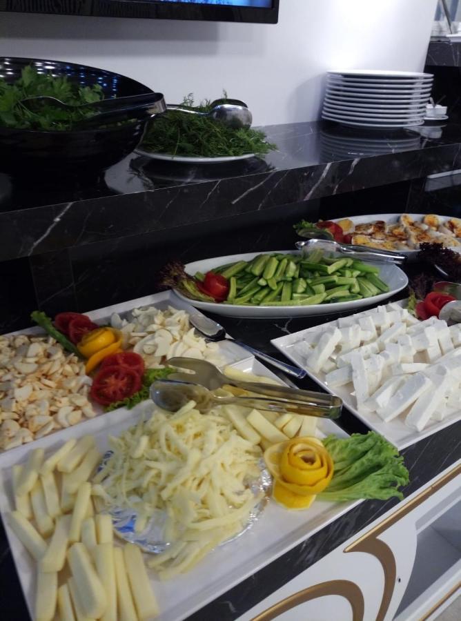 Afyonkarahisar Ema Oeztuerk Thermal Hotel מראה חיצוני תמונה