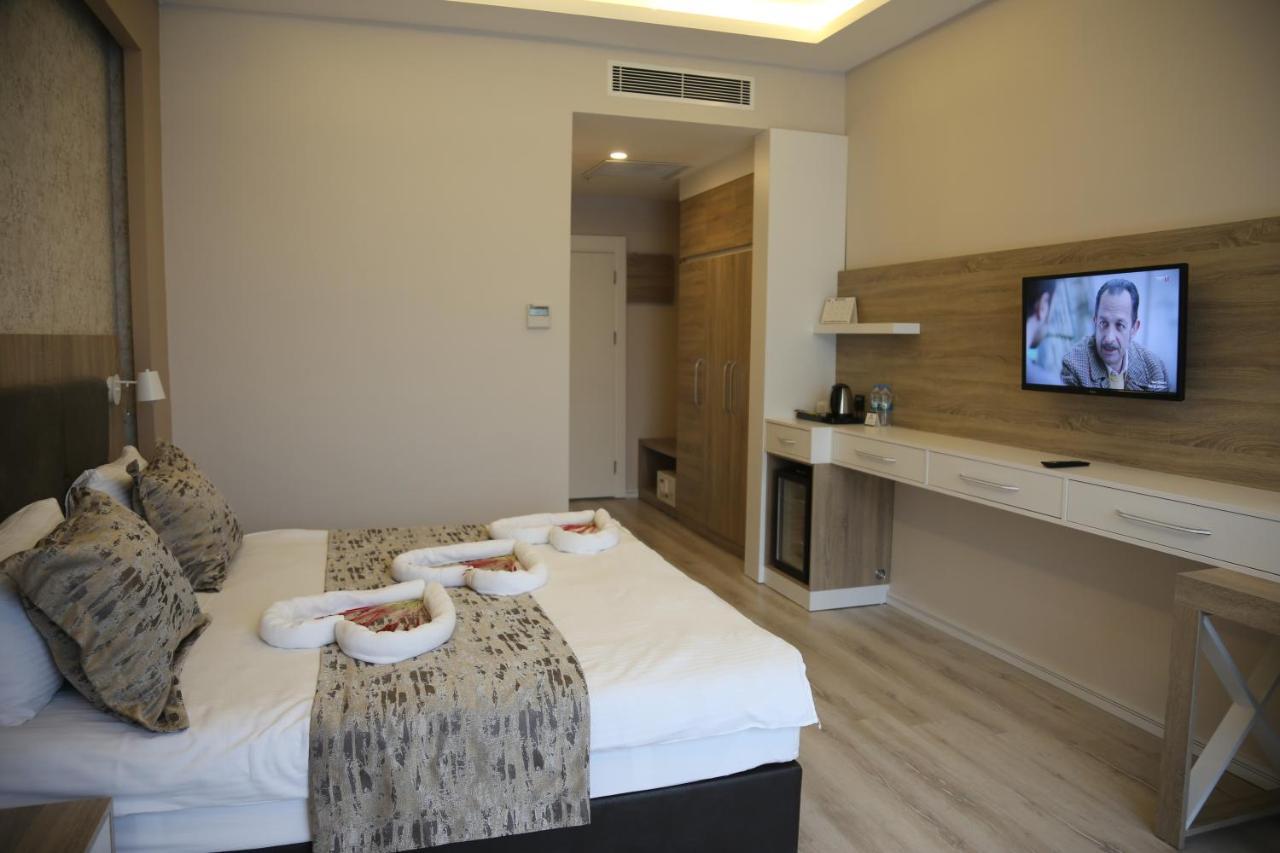Afyonkarahisar Ema Oeztuerk Thermal Hotel מראה חיצוני תמונה