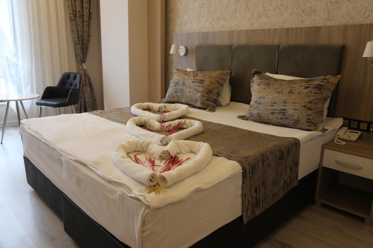 Afyonkarahisar Ema Oeztuerk Thermal Hotel מראה חיצוני תמונה